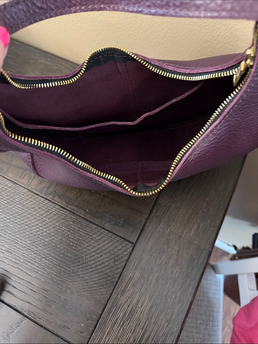 Portland Leather Plum Crescent Shoulder Bag. Classic size - Picture 3 of 6